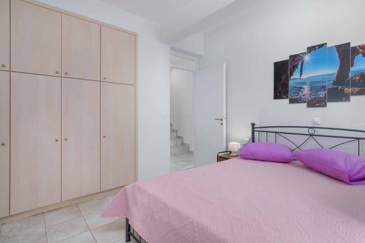 Zanart Maisonette II Трипити Екстериор снимка